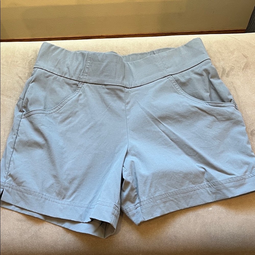 Columbia Women's High Waist Sky Gray Shorts
